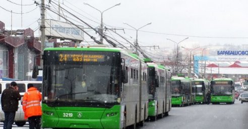 
Возле станции метро «Академика Барабашова» возобновляется движение общественного транспорта
