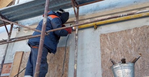 
В Харькове вернули газоснабжение в восстановленный после обстрелов дом
