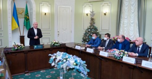 В городском совете поздравили представителей судебной системы