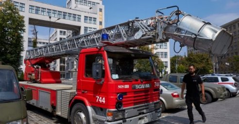 
Харьковские спасатели и военные получили новую технику
