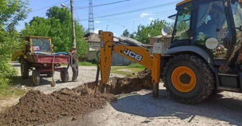 В Харькове оперативно ликвидируют повреждения на водоводах