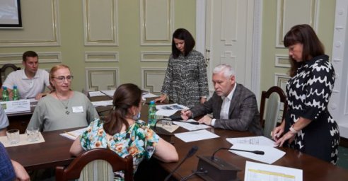 Ремонт дорог и кровель - Игорь Терехов встретился с харьковчанами