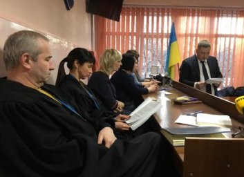 Присяжные назначили пожизненное наказание жестокому убийце семьи харьковчан