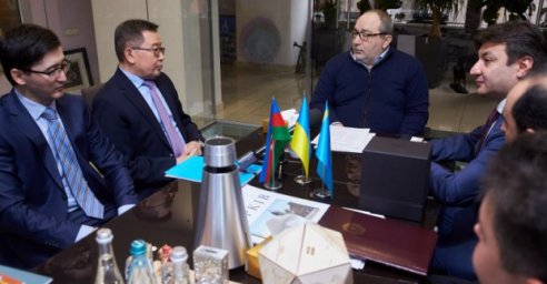 Харьков будет развивать сотрудничество с Казахстаном и Азербайджаном
