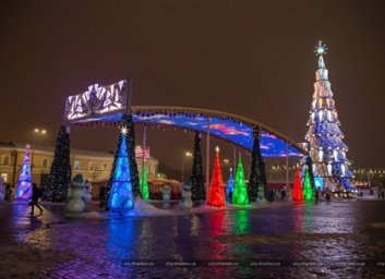 Святой Николай зажжет огни харьковской центральной елки под пристальным присмотром правоохранителей 