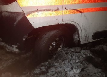 &laquo;Скорая&raquo; под Харьковом обратилась к спасателям за неотложной помощью (ФОТО)