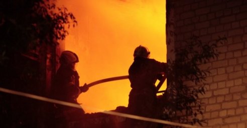В Киевском и Шевченковском районах произошли пожары из-за вражеских обстрелов