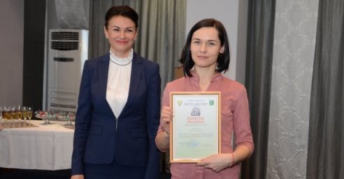 В горсовете поздравили работников сферы обслуживания