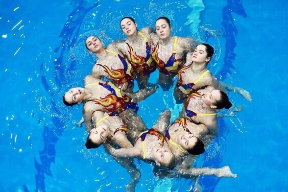 
        Харьковские синхронистки победили на Кубке мира по артистическому плаванию