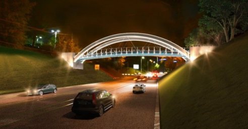 Пешеходный мост в центре Харькова реконструируют