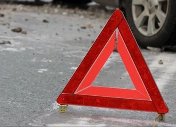 В Харькове суд не успел посадить водителя, который сбил и покалечил на свадьбе двух женщин