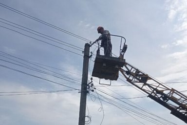 
В Дергачах возобновили электроснабжение после ночного обстрела
