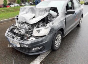 На Клочковской Volkswagen догнал фургон (ФОТО)