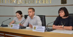 Харьковчане сдали пластик, бумагу и помогли детям