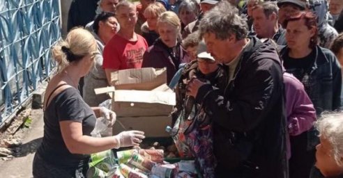 Жителям Основянского района передают продукты и лекарства