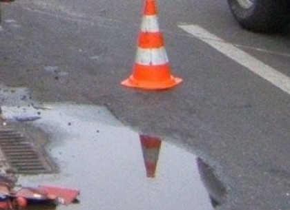 На ХТЗ сбили двух пешеходов