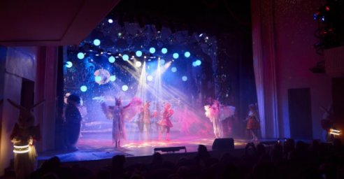 В Харькове организовали новогодний праздник для детей-сирот