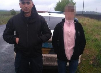 17-летнюю беглянку вернули бабушке-опекуну