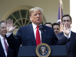 Трезвенник или язвенник: Трамп признался, что никогда в жизни не пробовал пива