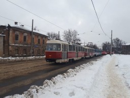 В Харькове из-запожара остановились трамваи