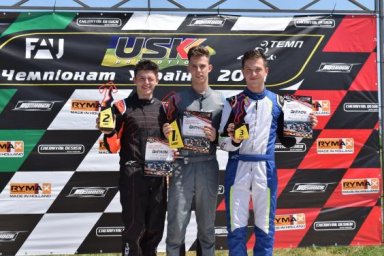 Харьковские гонщики - лидеры чемпионата Украины по картингу