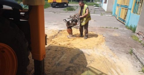 В Немышлянском районе перекладывают сети водоснабжения
