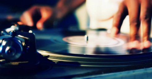 На День молодежи в центре Харькова будут играть диджеи