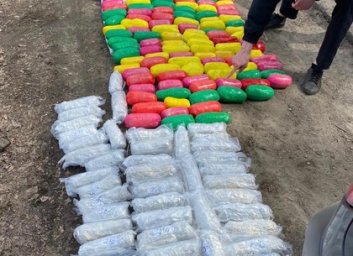 Копы изъяли полтонны наркотиков и психотропов (ФОТО)