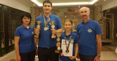 
        Харьковчане завоевали медали на чемпионате мира по шашкам