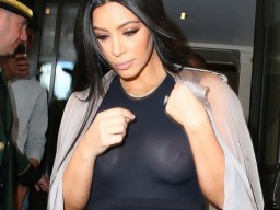 Ущерб звезда оценила в 6 миллионов долларов: Ким Кардашьян подала в суд на телохранителя