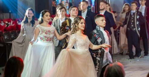 В Харькове прошел традиционный студенческий бал