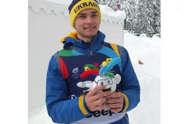 
        Степан Кинаш стал бронзовым призером в одиночной смешанной эстафете из биатлона