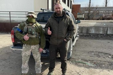 Харьковская область получила автомобиль для военных