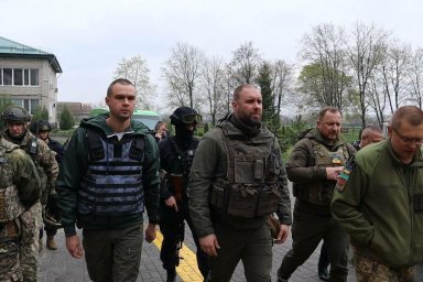 Глава Харьковской ОВА и народные депутаты Украины посетили Лозовскую громаду