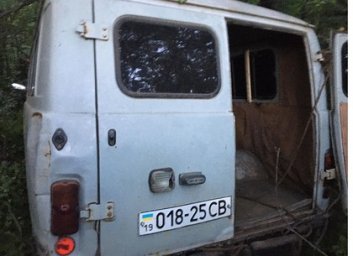 Возле российской границы обнаружен автомобиль с фальшивыми номерами (ФОТО)