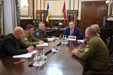 Олег Синегубов провел рабочую встречу с командующим Сил территориальной обороны ВСУ