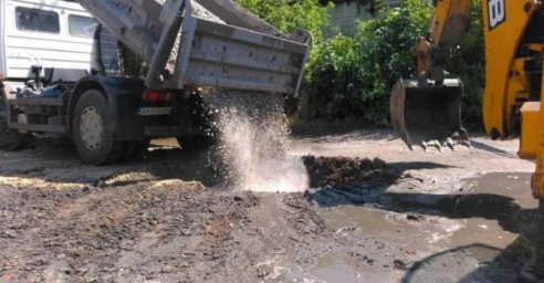 
В Харькове за три дня устранили десятки повреждений на водоводах

