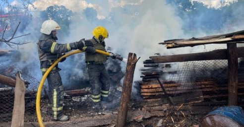 
В Харькове и области ликвидировали восемь пожаров, вызванных обстрелами
