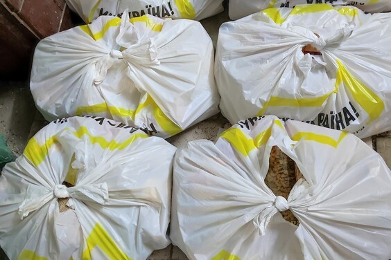 Еще более 100 тонн продуктов питания передали жителям Харькова и области