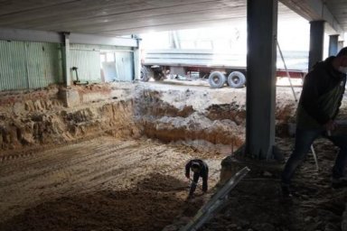 В Изюмском физкультурно-оздоровительном комплексе &laquo;Донец&raquo; уже вырыли котлован для нового бассейна