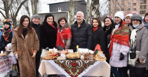 Игорь Терехов поздравил жителей Холодногорского района с Масленицей