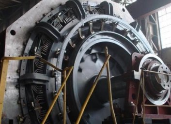 &laquo;Электротяжмаш&raquo; окончательно остановился: сырья нет, водоотведение прекратили за долги