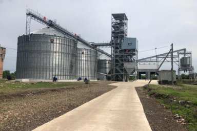 В Барвенковском районе построили элеватор мощностью 25 тыс. тонн
