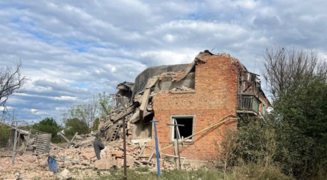 Харківщина під ударами: двоє людей загинули, ще восьмеро постраждали, пошкоджені будинки та підприємства