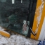 В Харьков пришла зима: автобус на боку и тонны соли для дорог 2