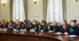 Работники социальных учреждений Харькова учат язык жестов