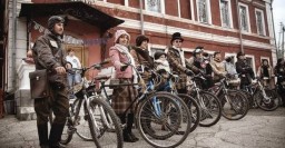 На выходных в Харькове пройдет костюмированный велопробег «Tweed Ride»