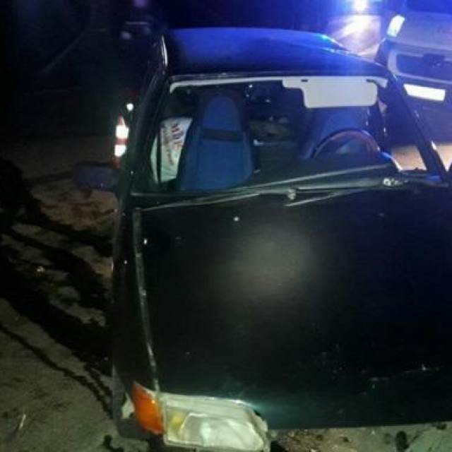 В Харькове пьяный водитель врезался в бордюр: пострадал пассажир