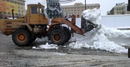 С дорог в Харькове вывезли более 4,3 тысячи тонн снега