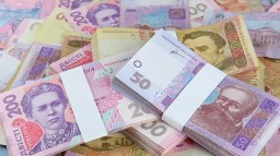 Официальный курс нацвалюты установлен на уровне 26,88 гривны за доллар